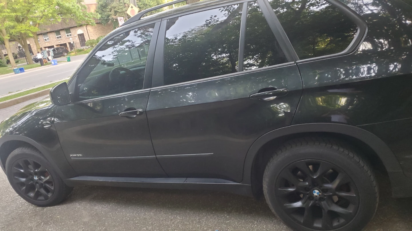 2013 Black BMW X5 SUV - photo 4