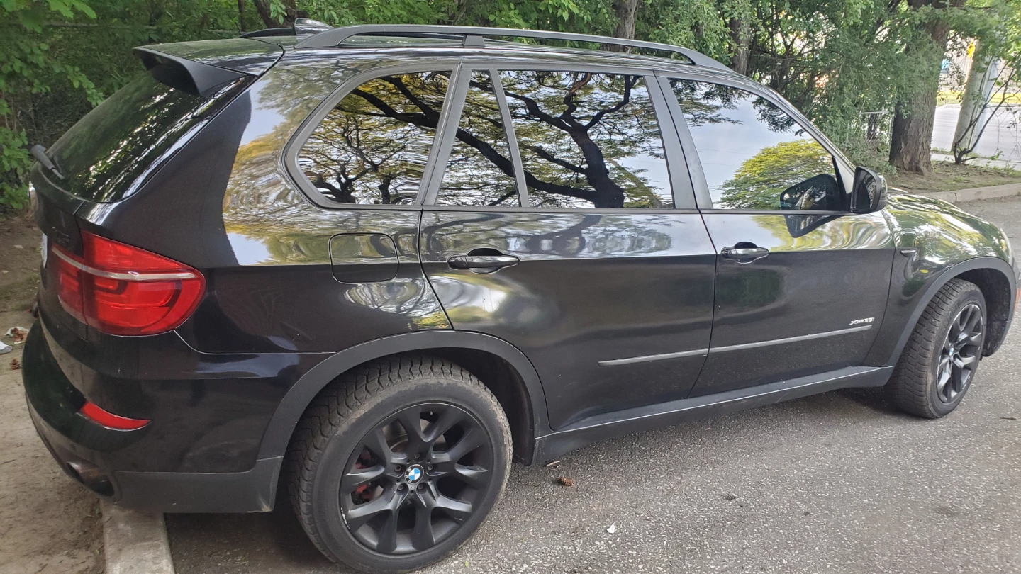 2013 Black BMW X5 SUV - photo 5