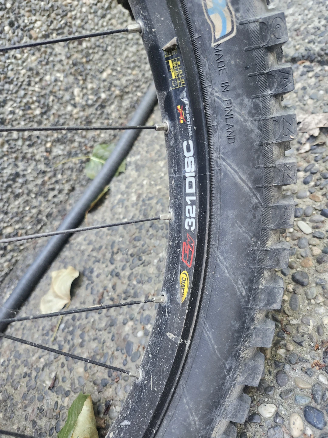 Norco Empire 5 Full Suspension Mountain Bike - photo 3