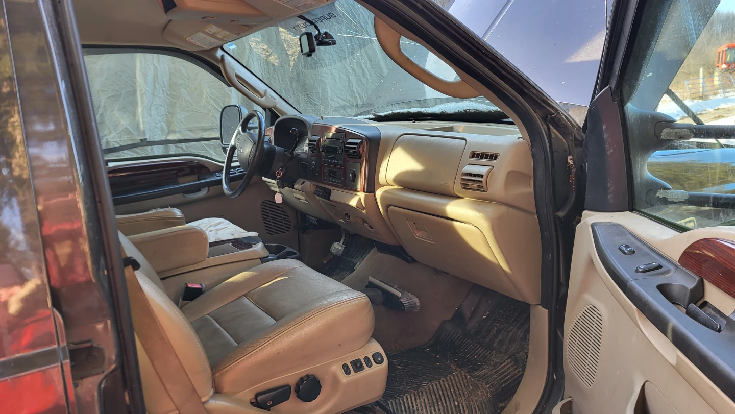Ford 350 - 1 ton 4x4 - photo 4