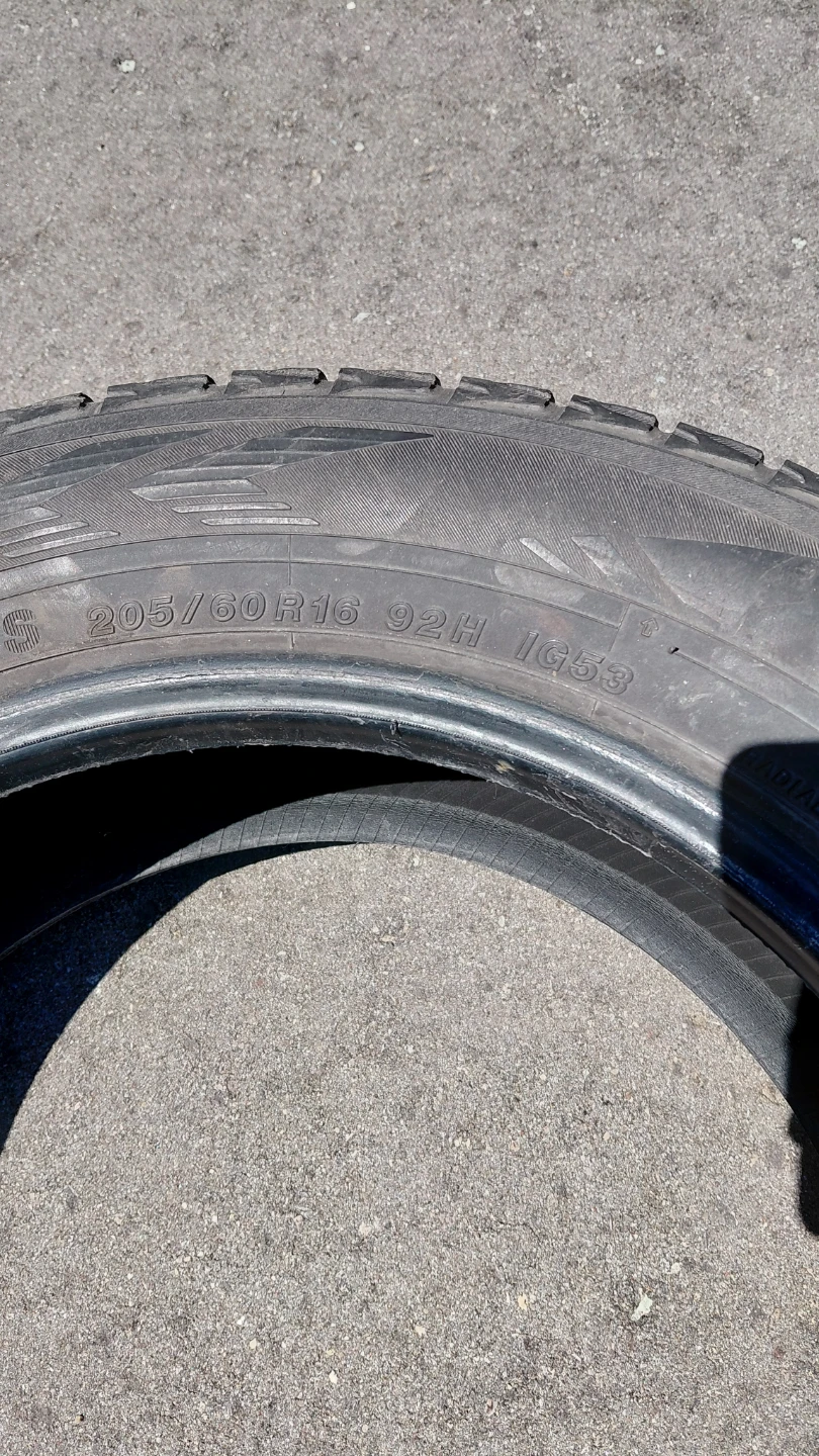 Yokohama Ice Guard IG53 Winter Tire (Set of 4) 205/60R16 - photo 5