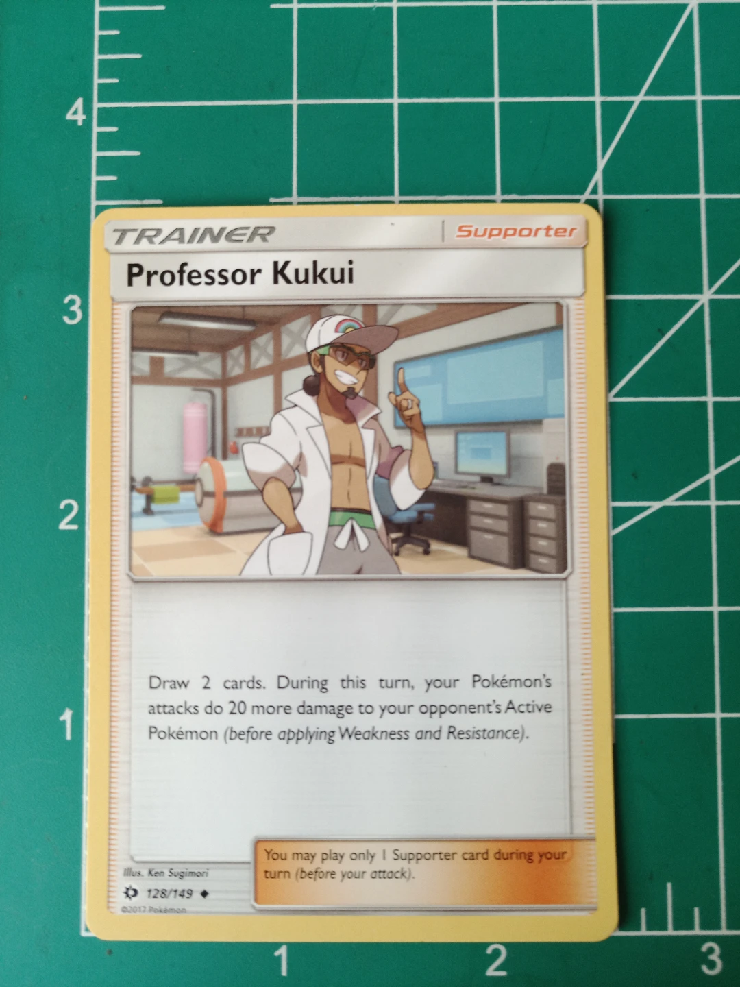 Pokemon Professor Kukui Trainer Card