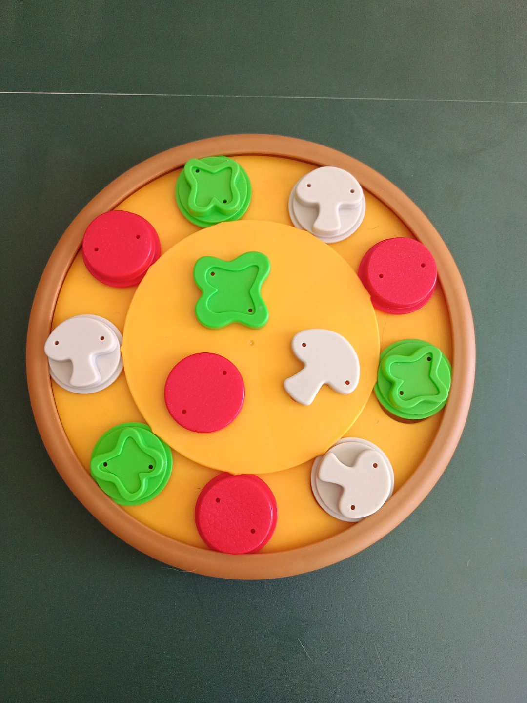 Cat feeding puzzle