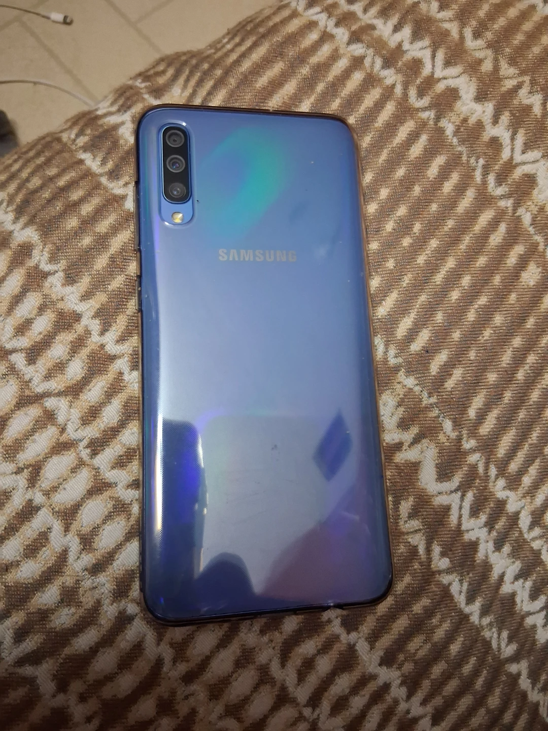 Samsung Galaxy A70 Smartphone - photo 2