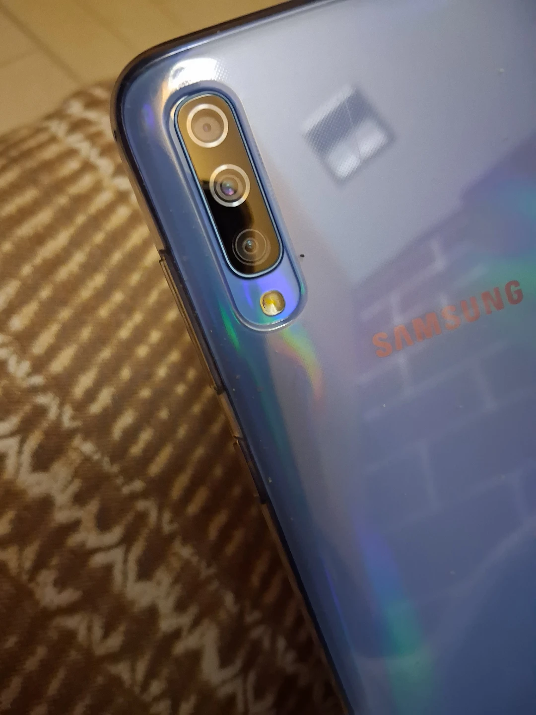 Samsung Galaxy A70 Smartphone - photo 3