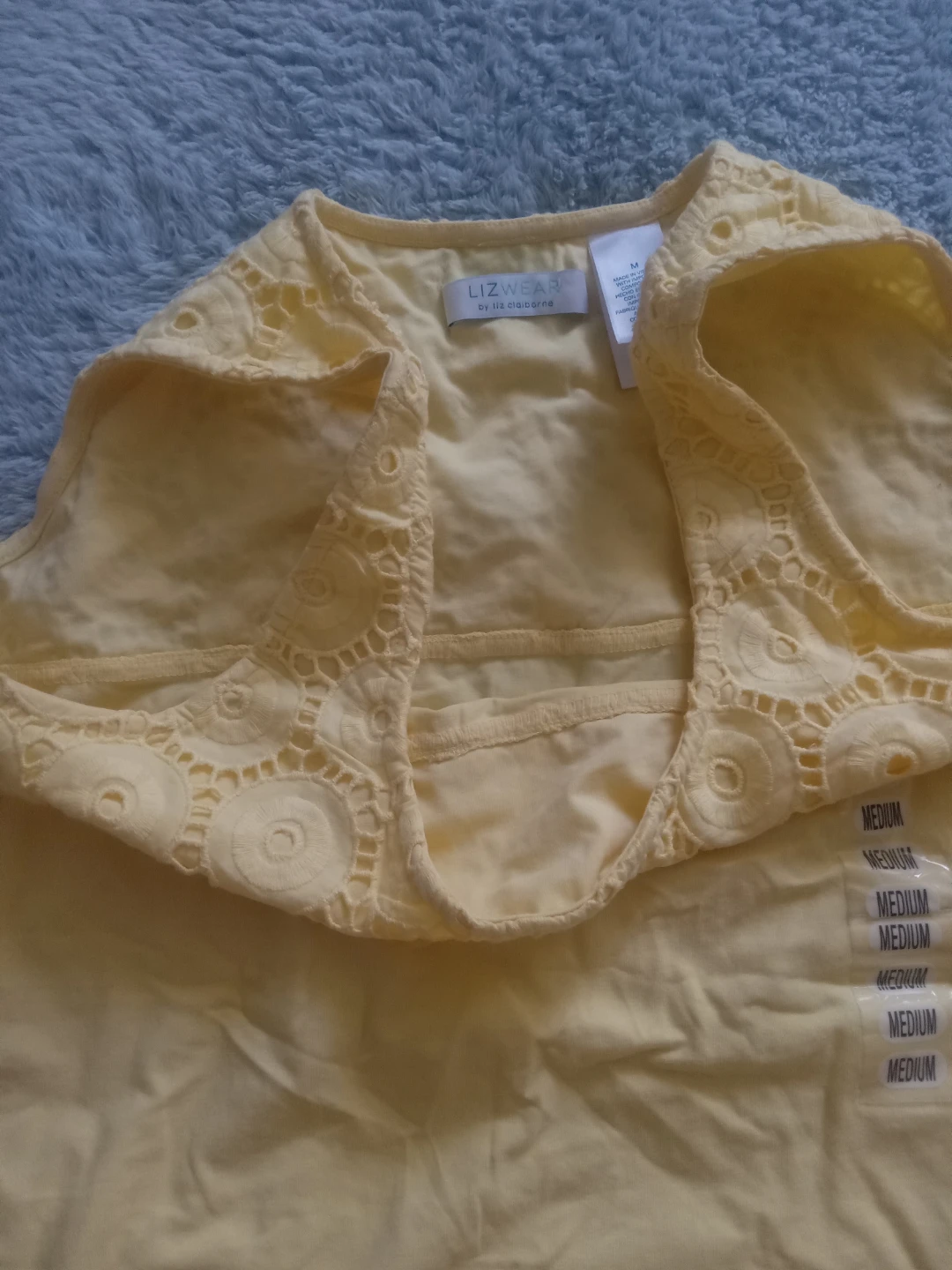 light yellow blouse - photo 2
