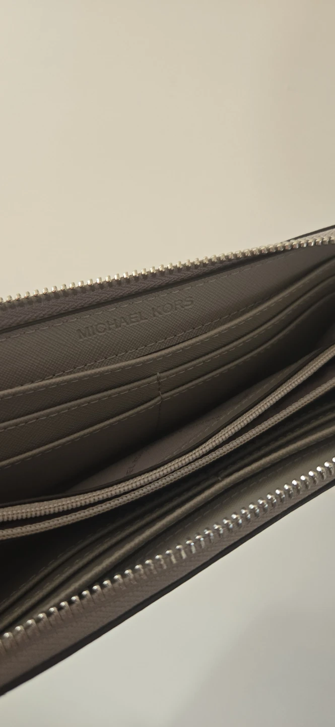 Michael Kors Tote Bag + Matching Wallet - photo 4