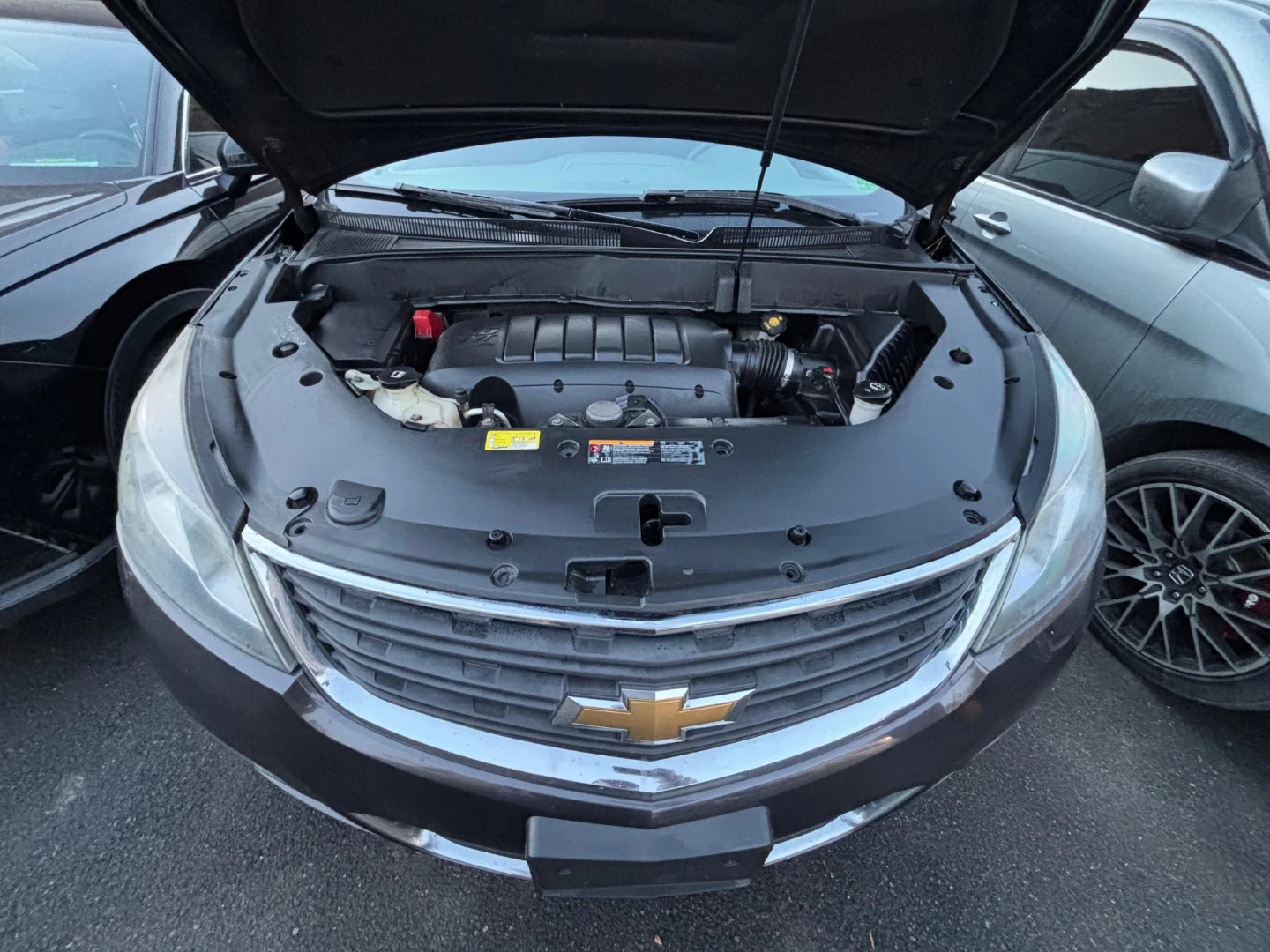 2014 Chevrolet Traverse LT - photo 2