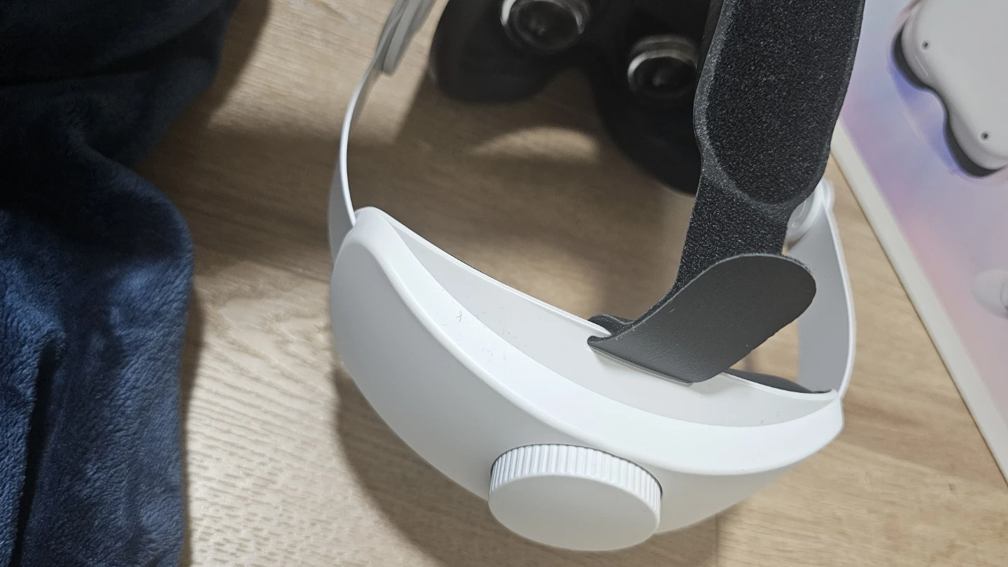 Meta Quest 2 VR Headset with Elite Strap - photo 3