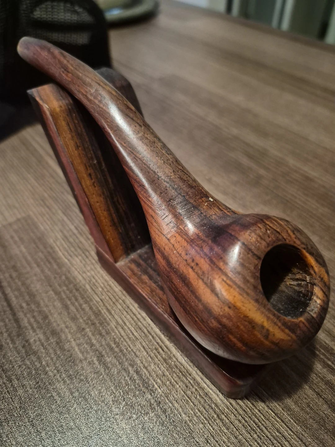 Wooden Pipe with Stand