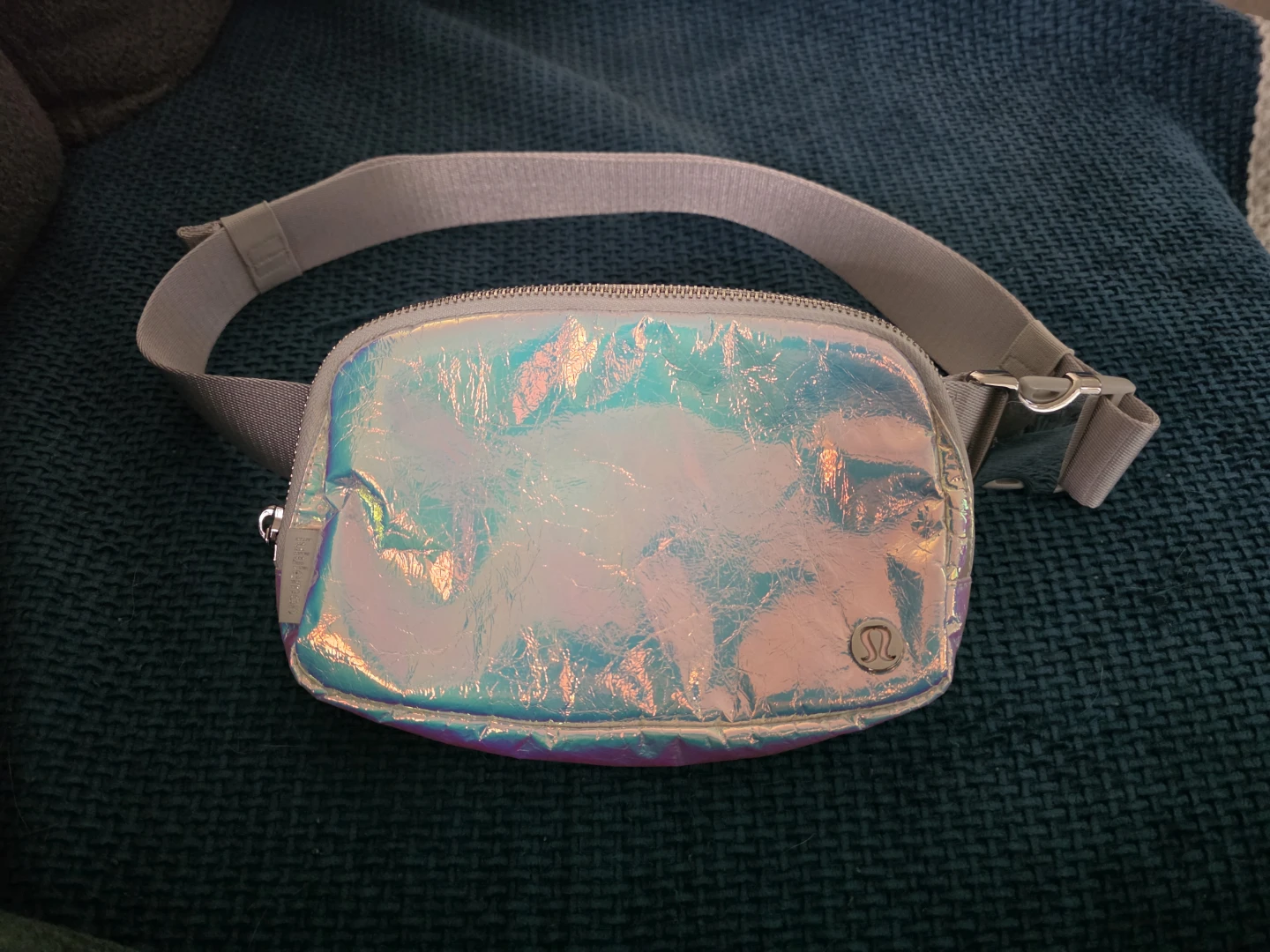 Lululemon Everywhere Belt Bag Iridescent