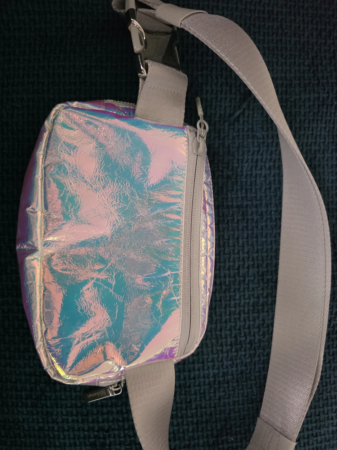 Lululemon Everywhere Belt Bag Iridescent - photo 3