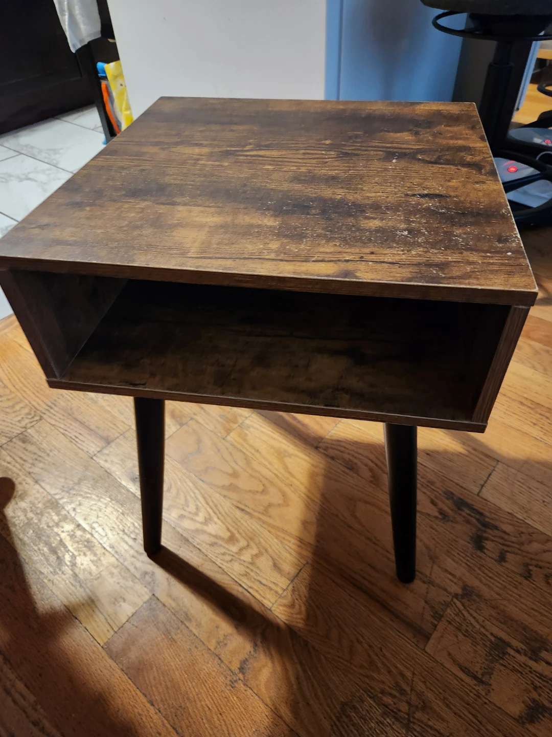 Mid-Century Modern End Table - photo 3