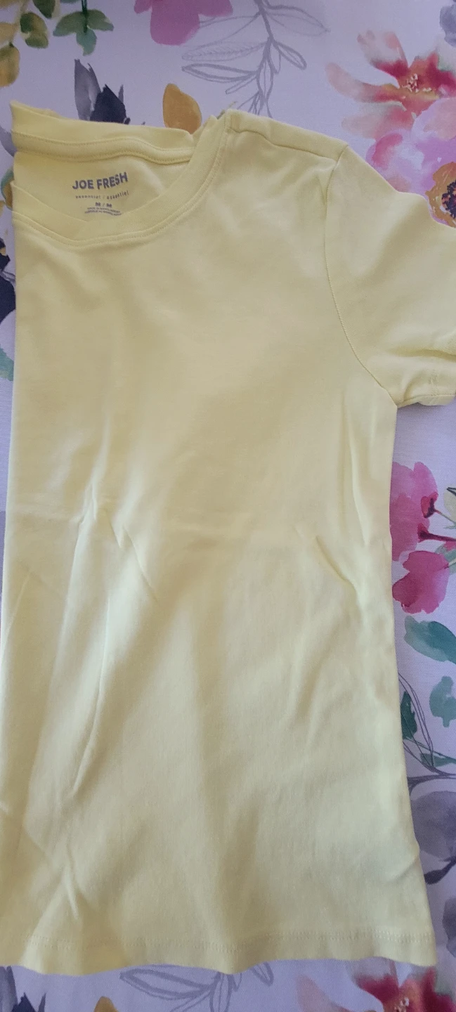 Womens clothing lot, medium and size 10 shorts - photo 2