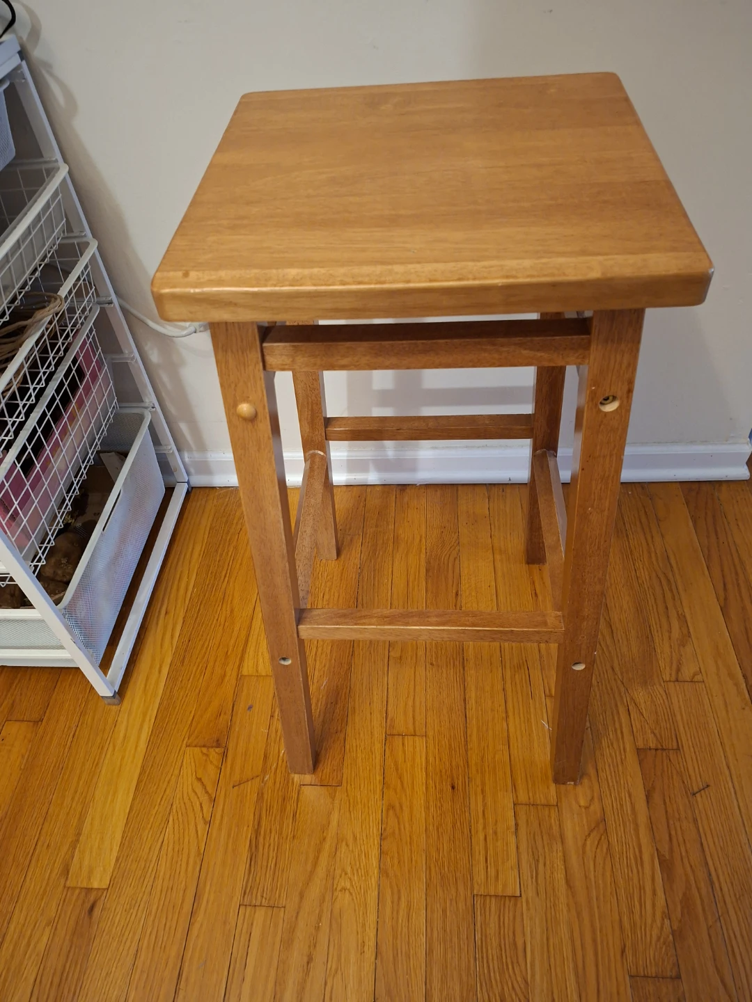 Wooden Bar Stool - photo 5
