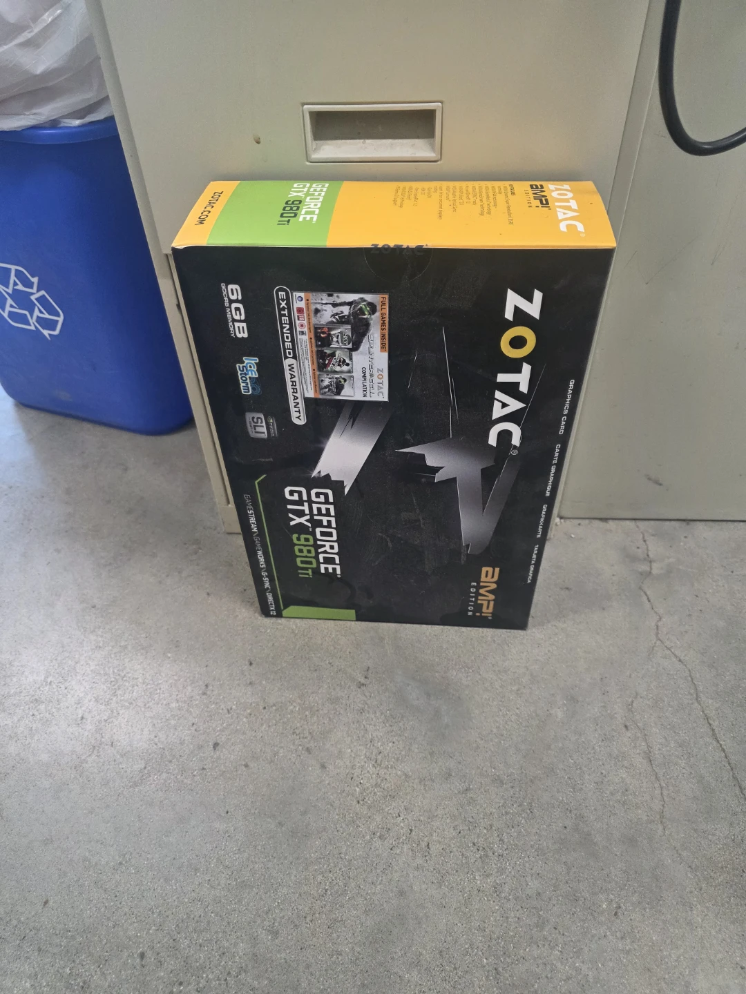 ZOTAC GeForce GTX 980 Ti AMP! Edition Graphics Card