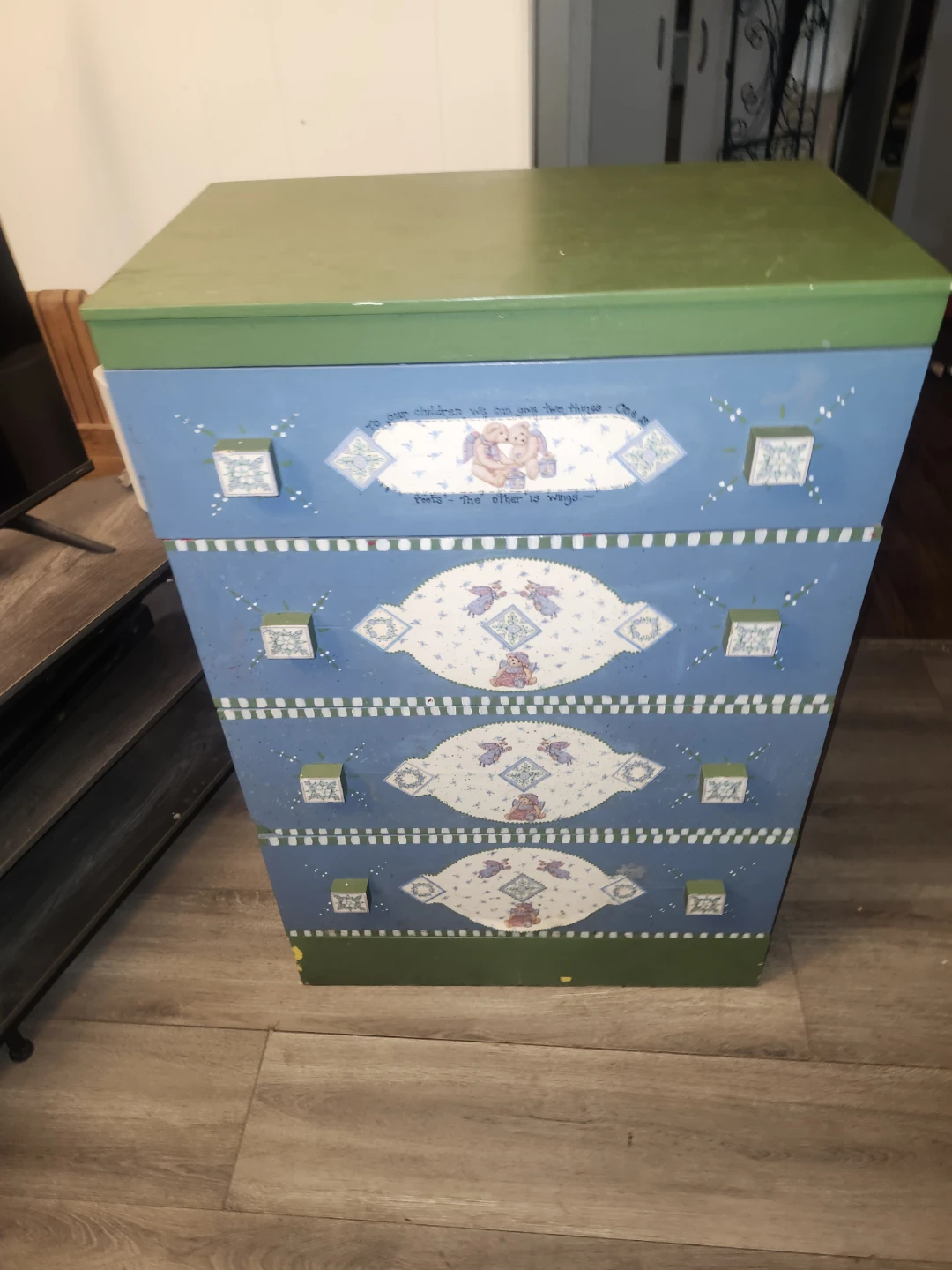 Children's 5 drawer dresser