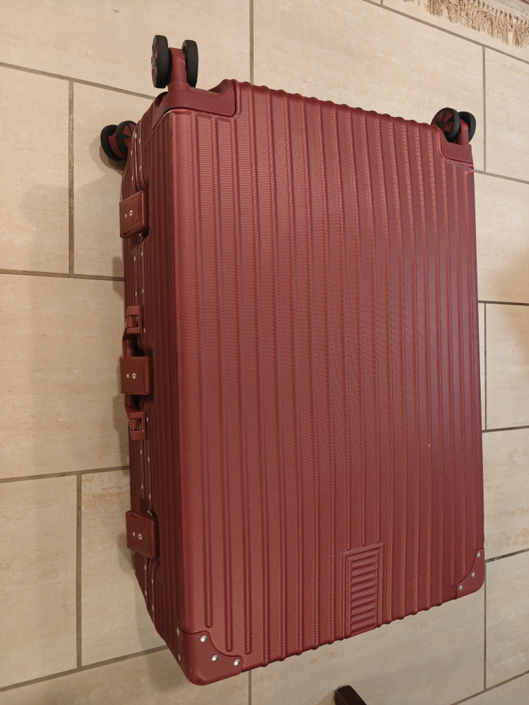 Red Luggage Suitcase (80L) - photo 3