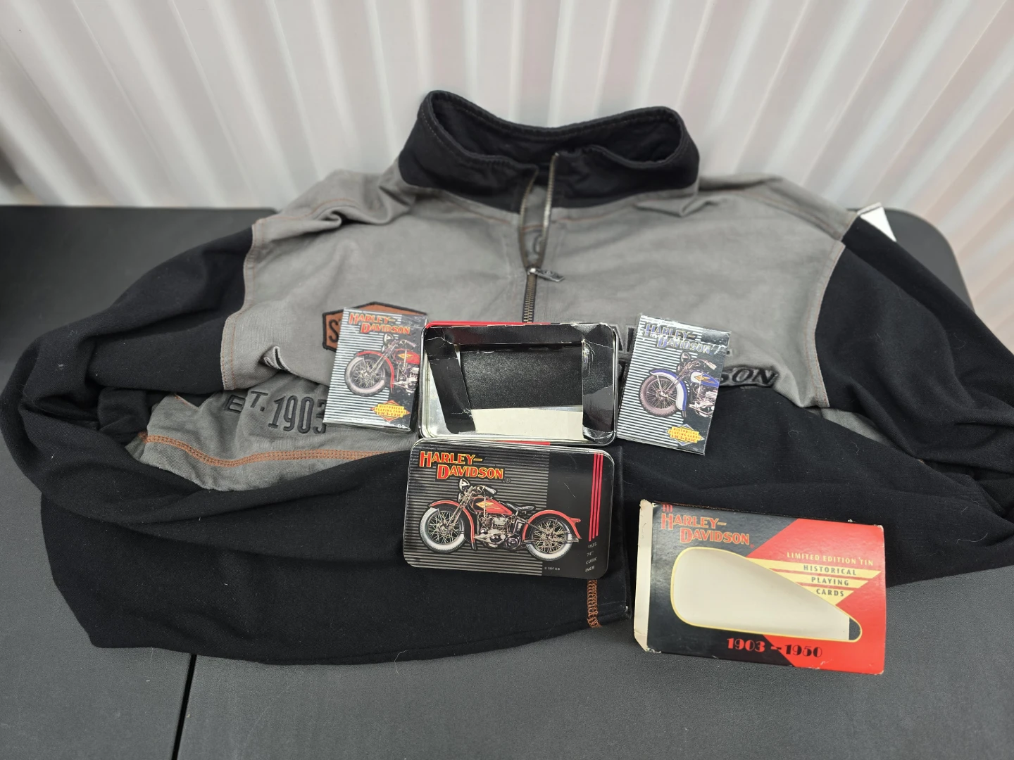 Harley-Davidson Quarter-Zip Pullover & Playing Cards - photo 3