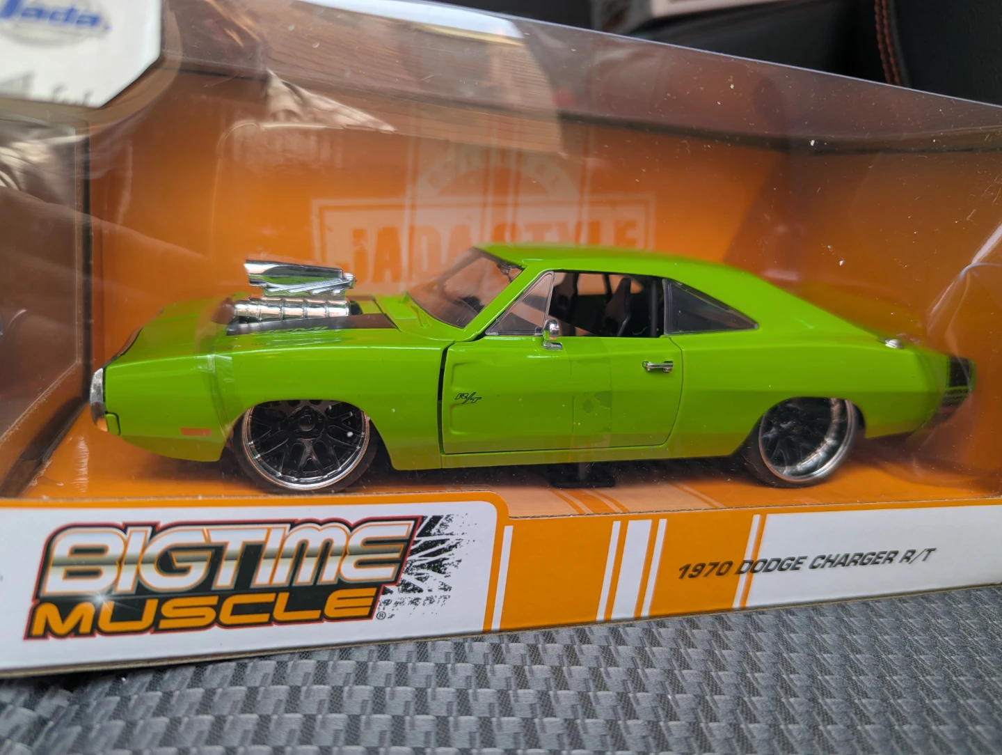 Jada Bigtime Muscle 1970 Dodge Charger R/T Toy Car