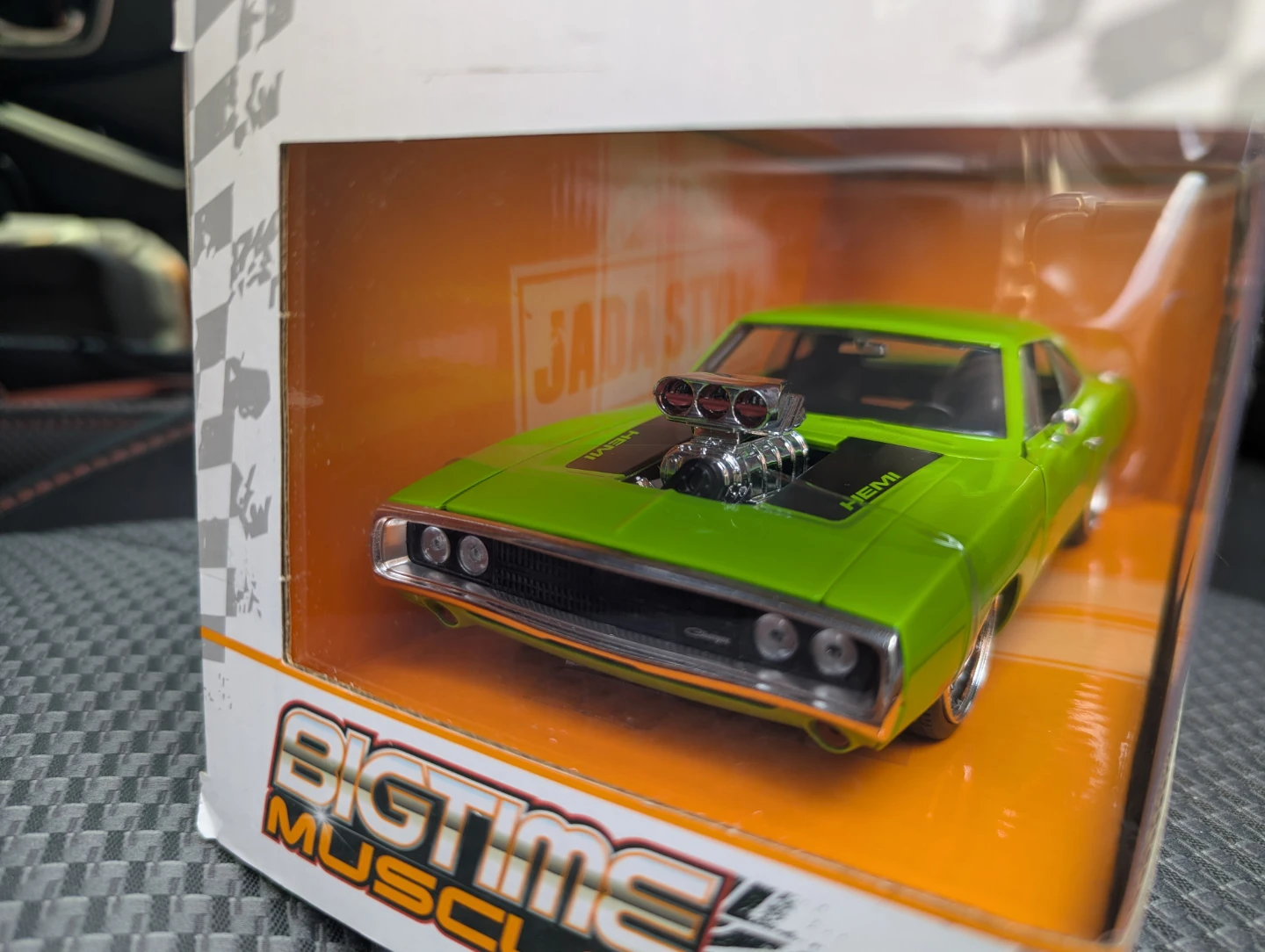 Jada Bigtime Muscle 1970 Dodge Charger R/T Toy Car - photo 2