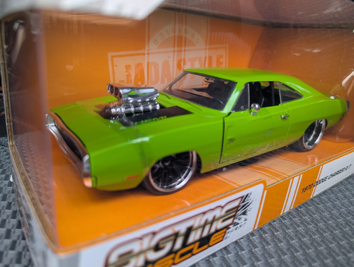 Jada Bigtime Muscle 1970 Dodge Charger R/T Toy Car - photo 3