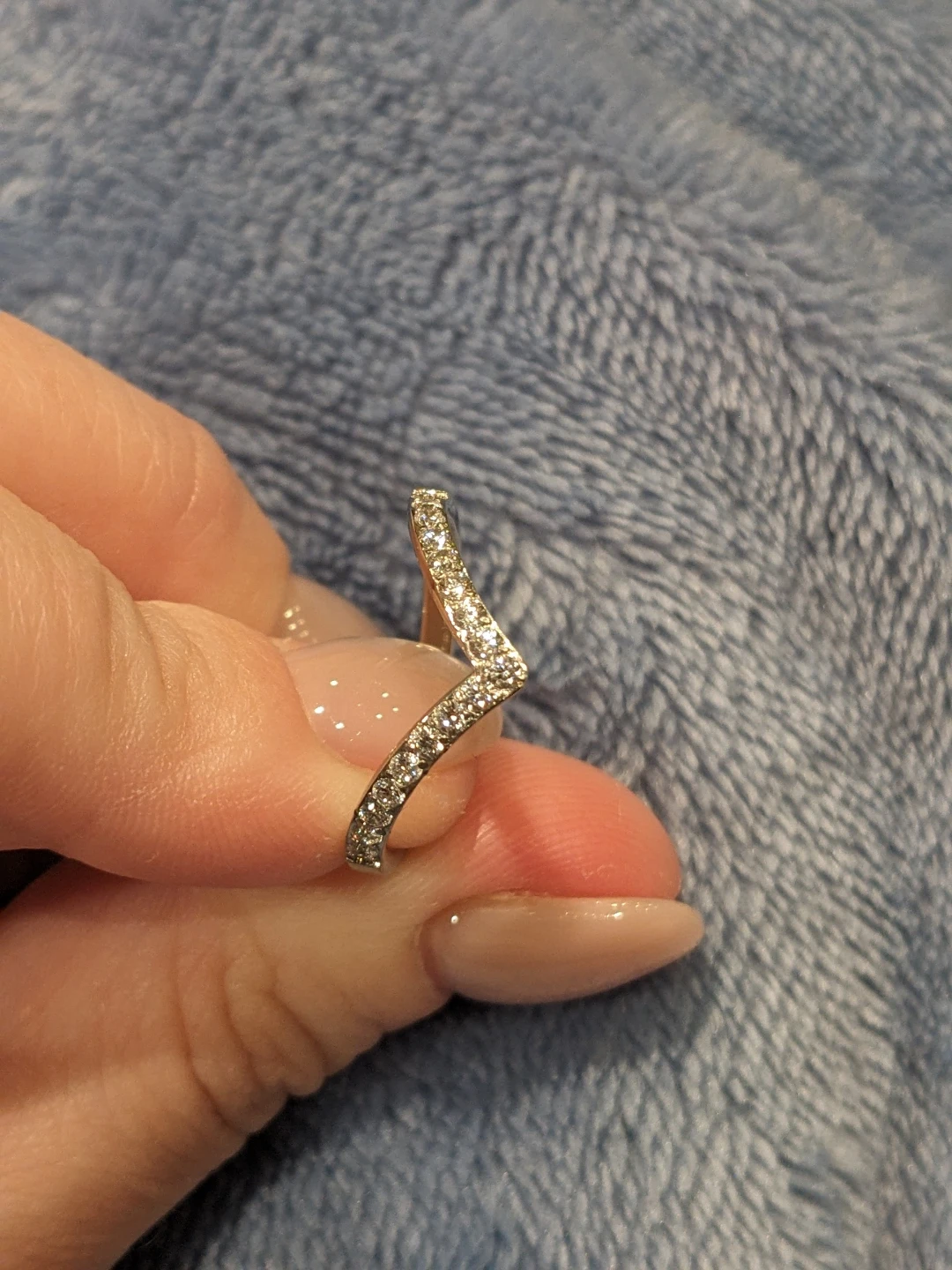 Half Eternity V-shaped Ring - photo 3