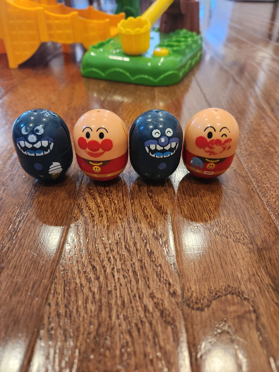 Anpanman balls drop motion toy - photo 5