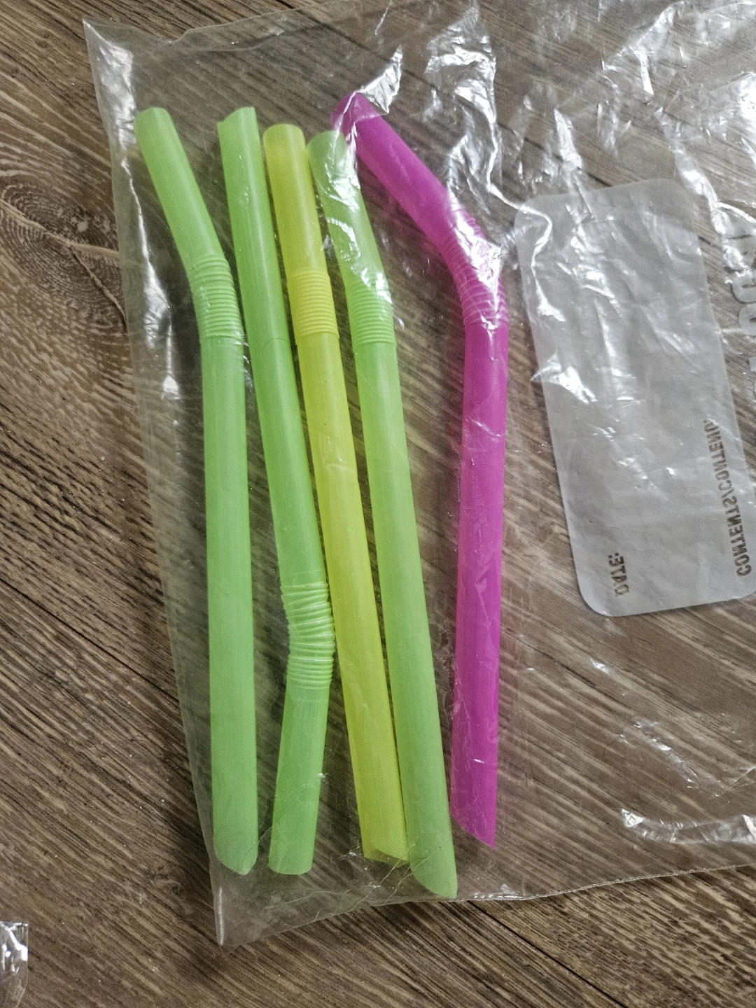 Plastic Drinking Straws - 5 Pack ⚽️