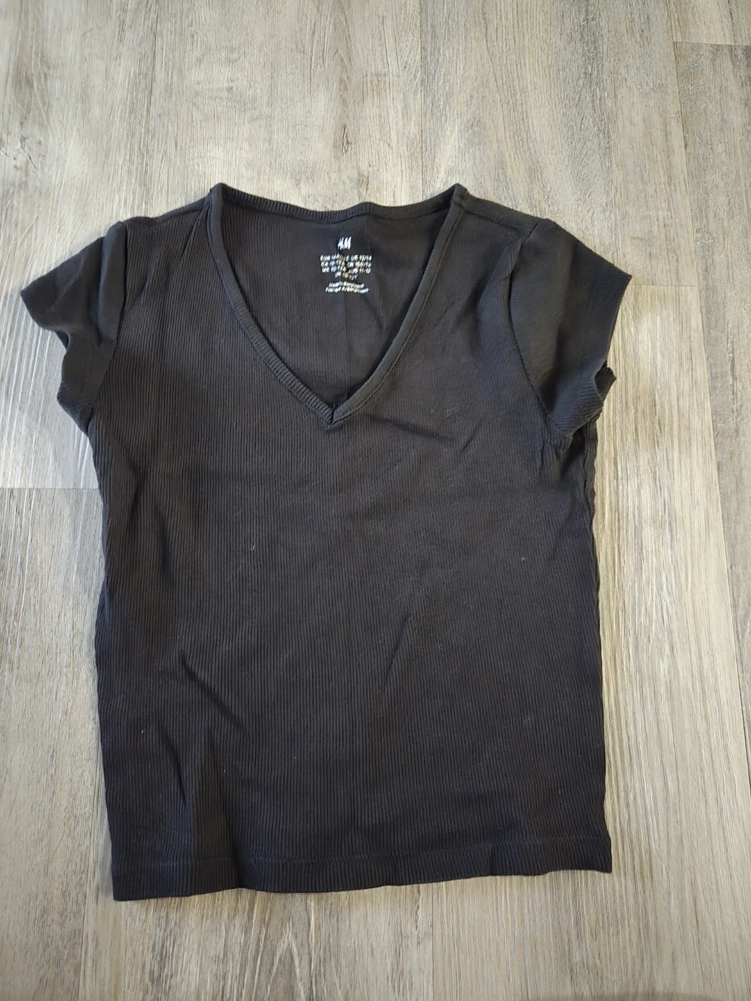 H&M Ribbed V-Neck T-Shirt White/Black Small - photo 3