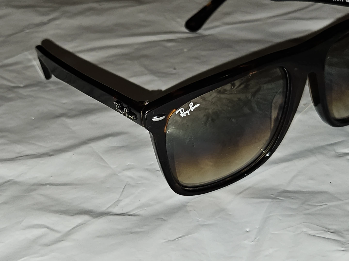 Ray-Ban Wayfarer Sunglasses - photo 2