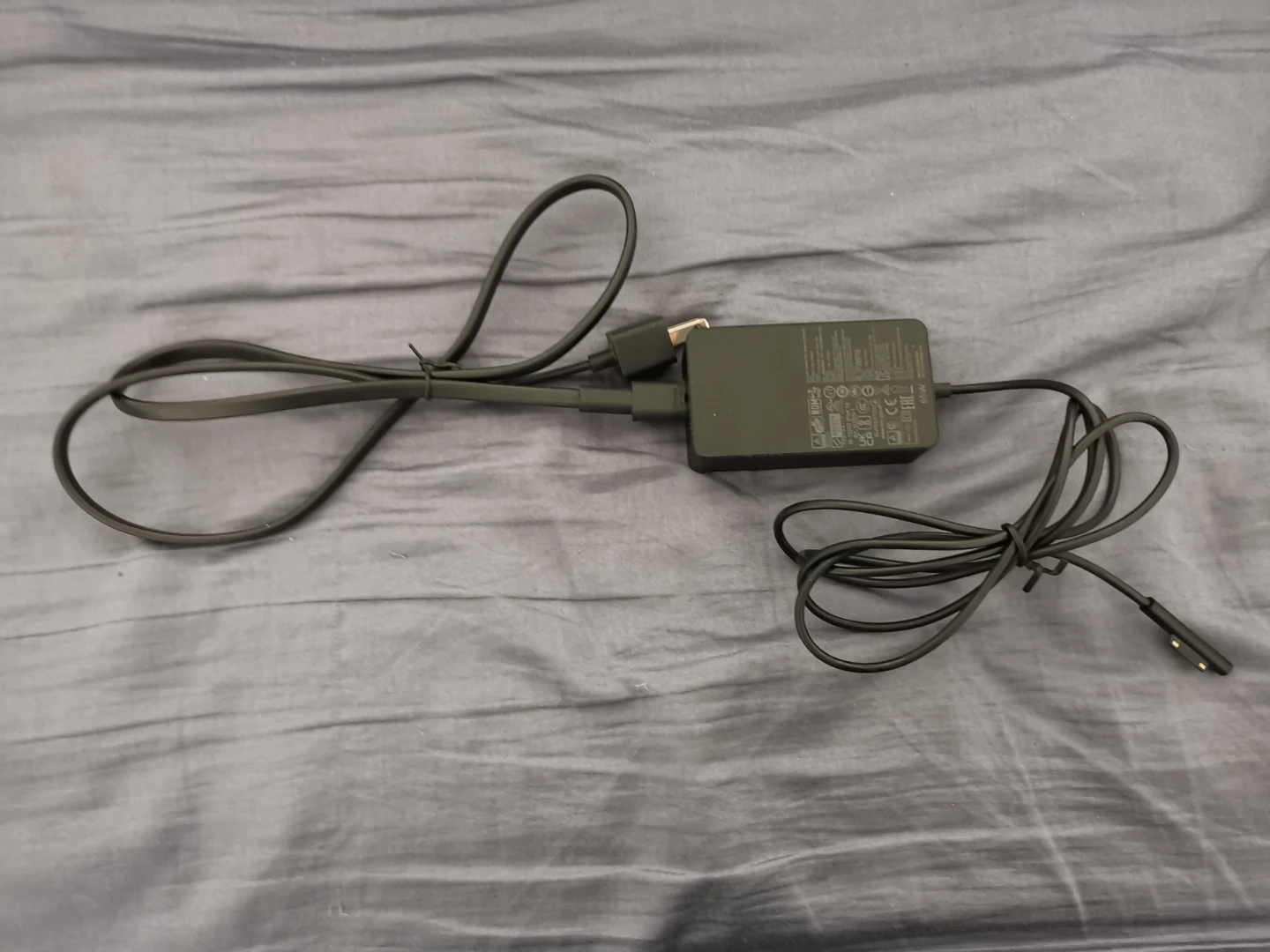 Microsoft Surface 65W Power Adapter - photo 2