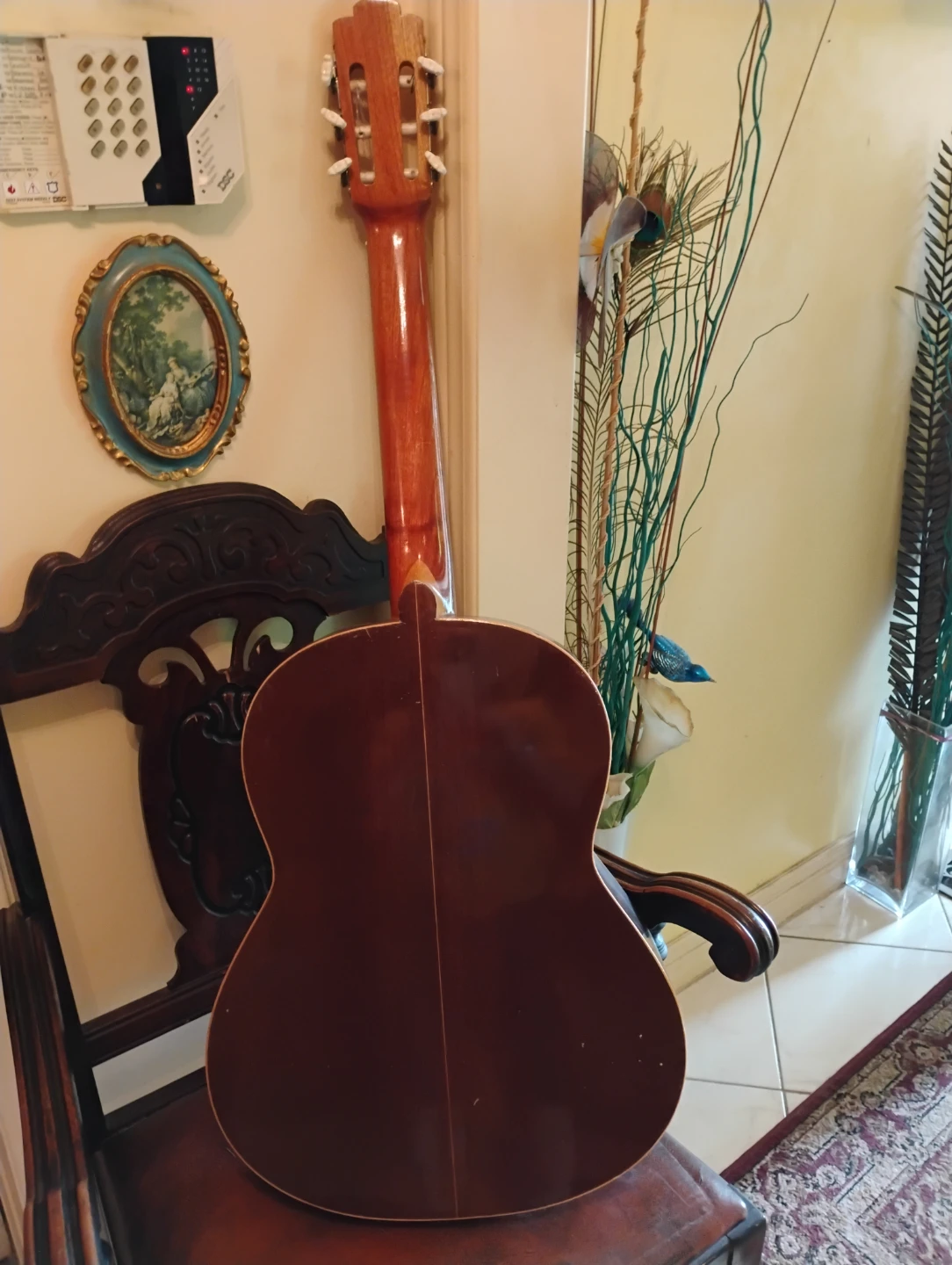 Vintage classical guitar! - photo 2