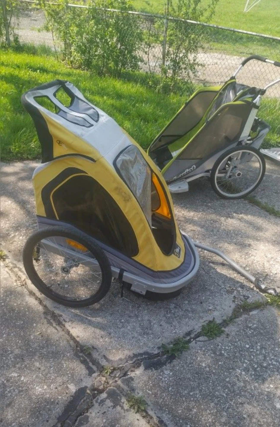 Chariot Child Trailer or Choose The Vivo Bike Cart Rickshaw