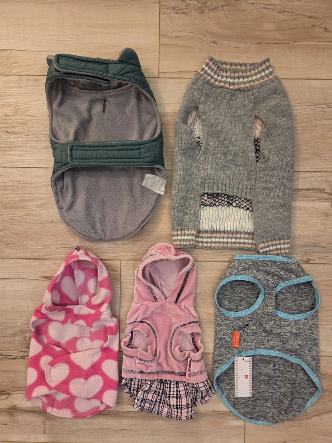 Lot of 5 Dog Clothing Sizes XS, S, & M - photo 2