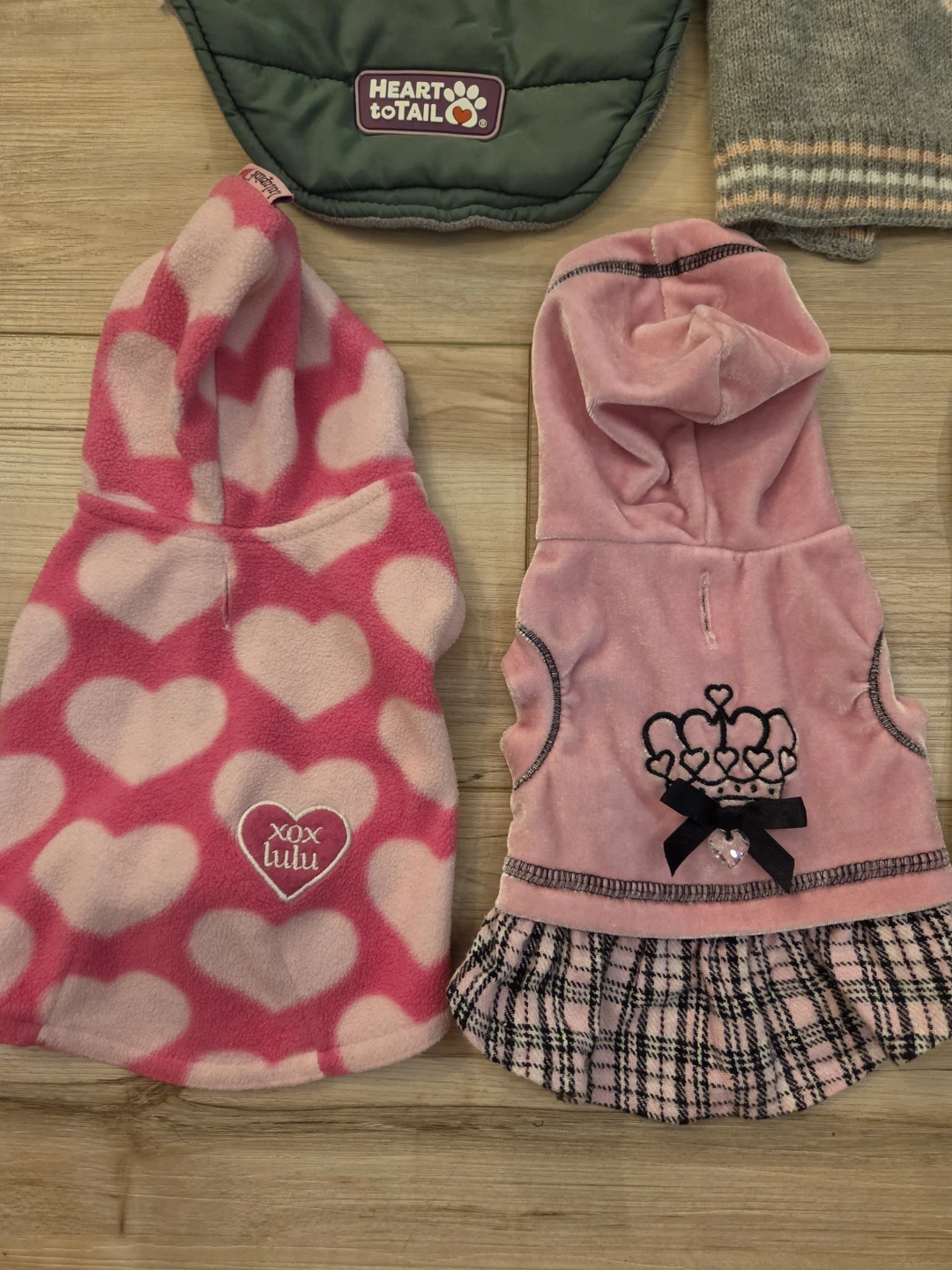 Lot of 5 Dog Clothing Sizes XS, S, & M - photo 4