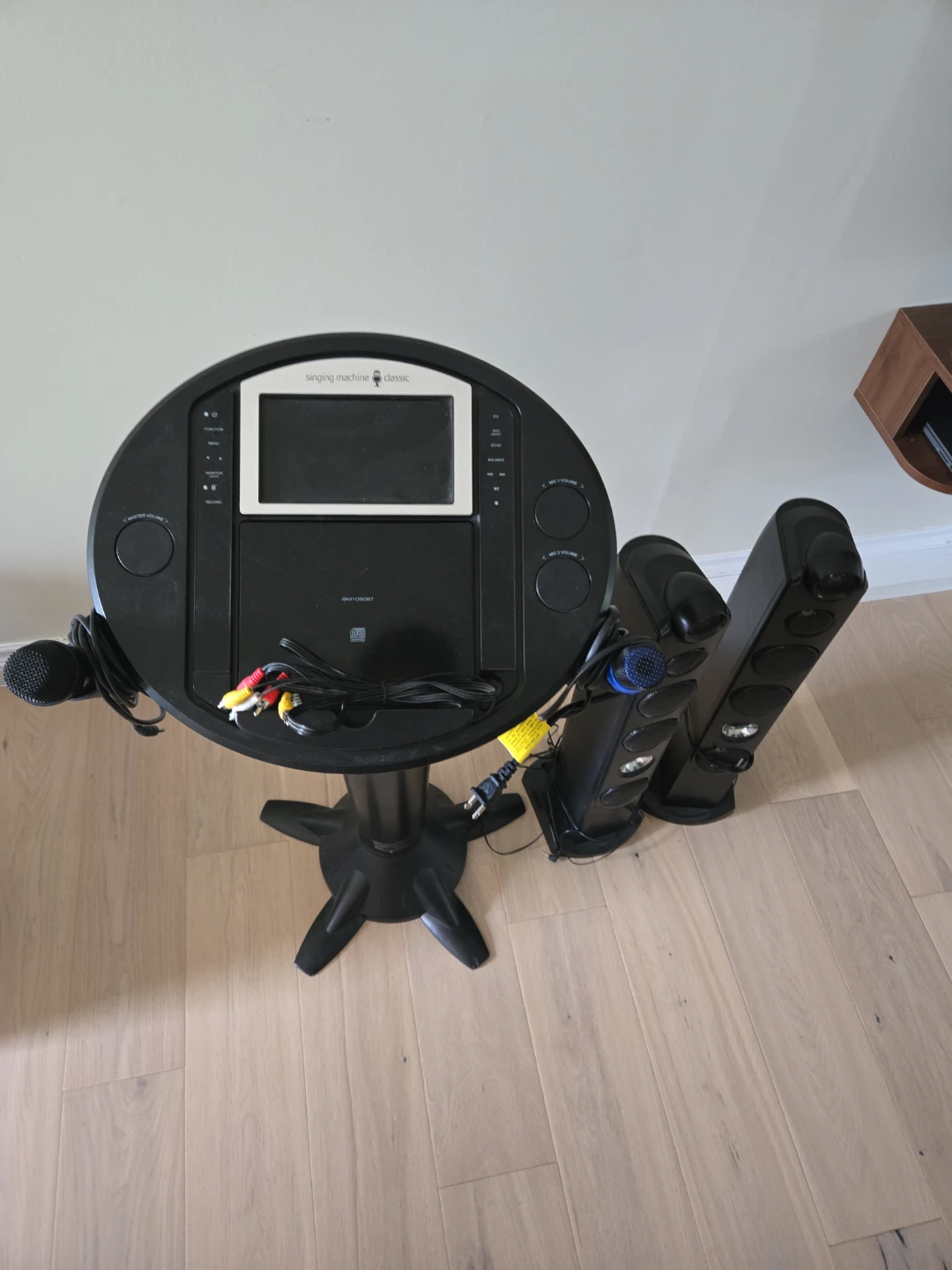 Singing Machine Classic Karaoke System with Microphones