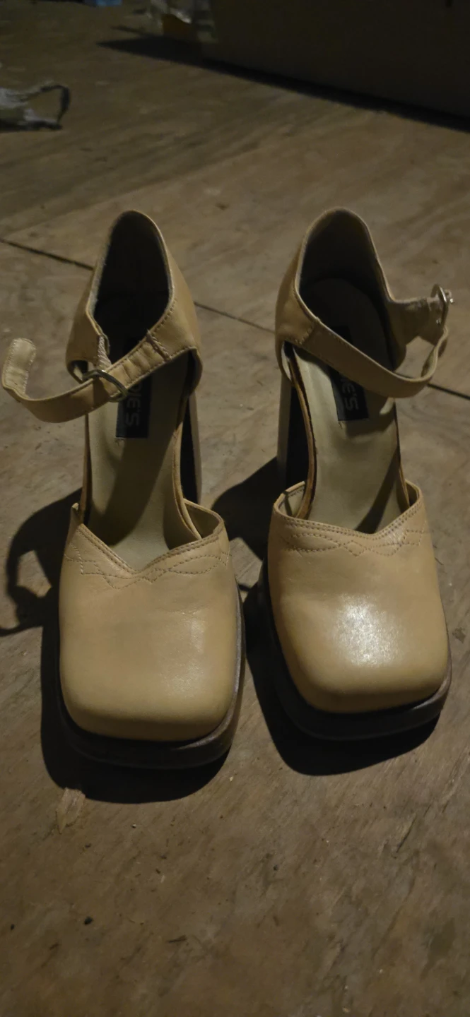Candies Women's Tan Square-Toe Heeled Mary Janes - photo 2