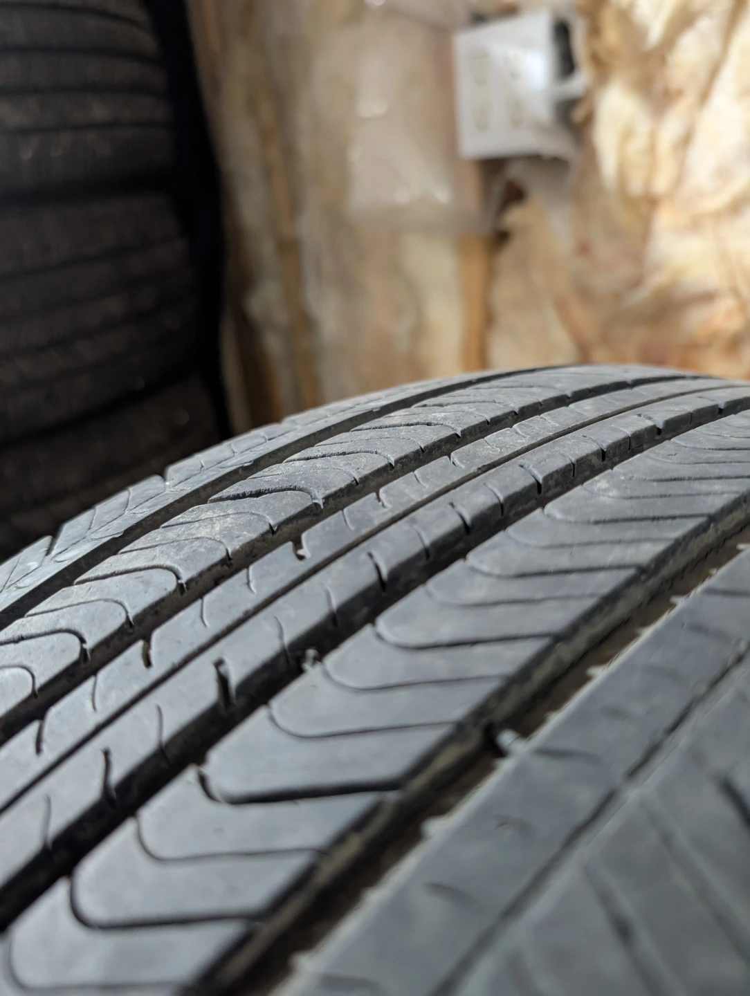 (4)-235/65R17 Michelin Primacy MXV All Season Tires - photo 2