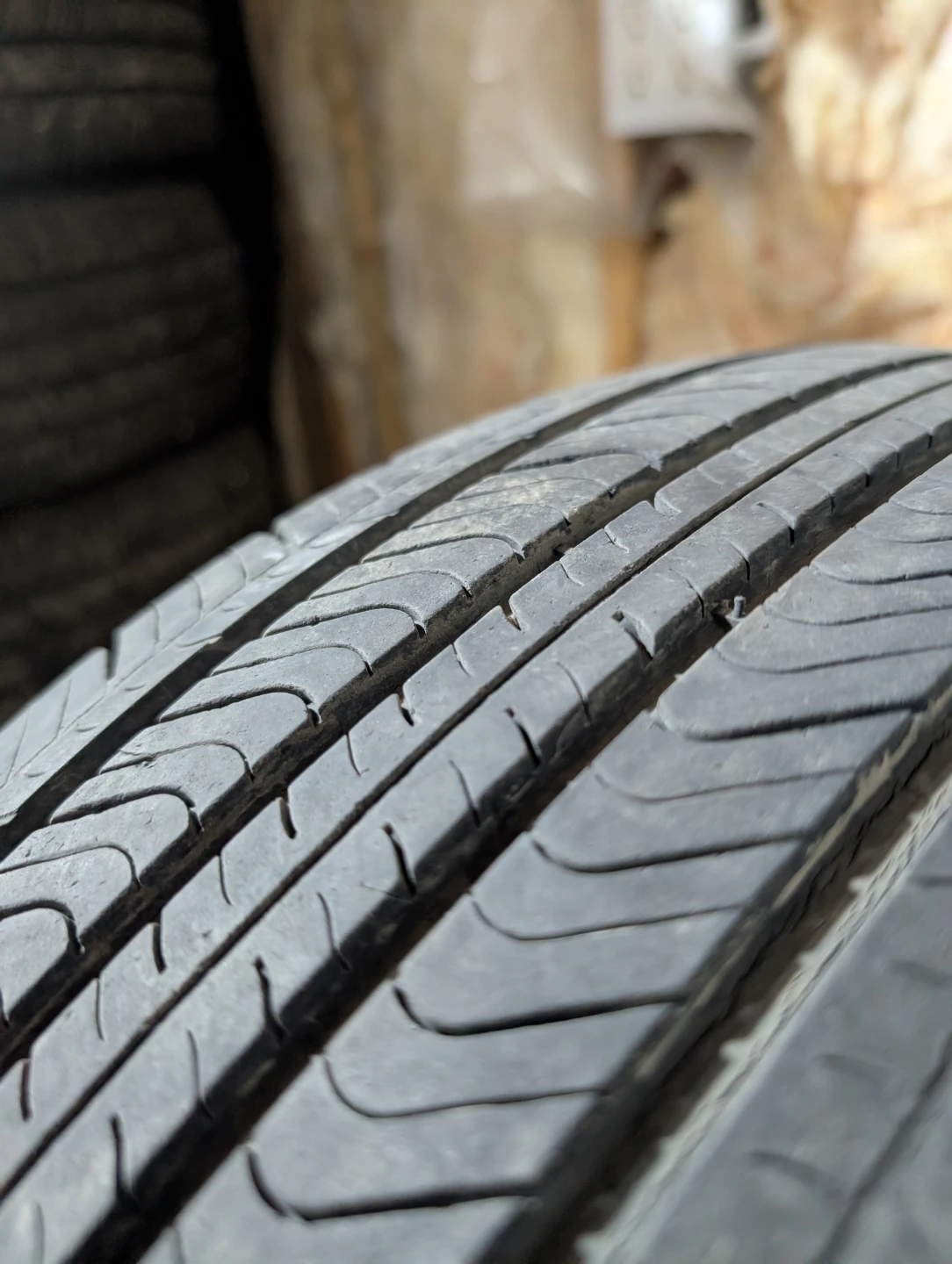 (4)-235/65R17 Michelin Primacy MXV All Season Tires - photo 3