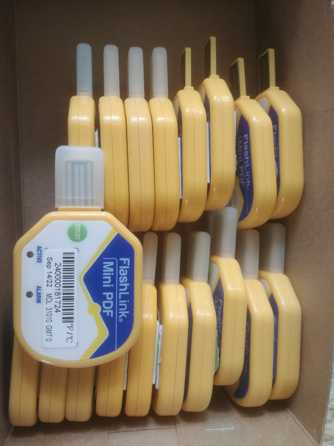 USB FlashLink Mini PDF Temperature Data Loggers (set of 19)