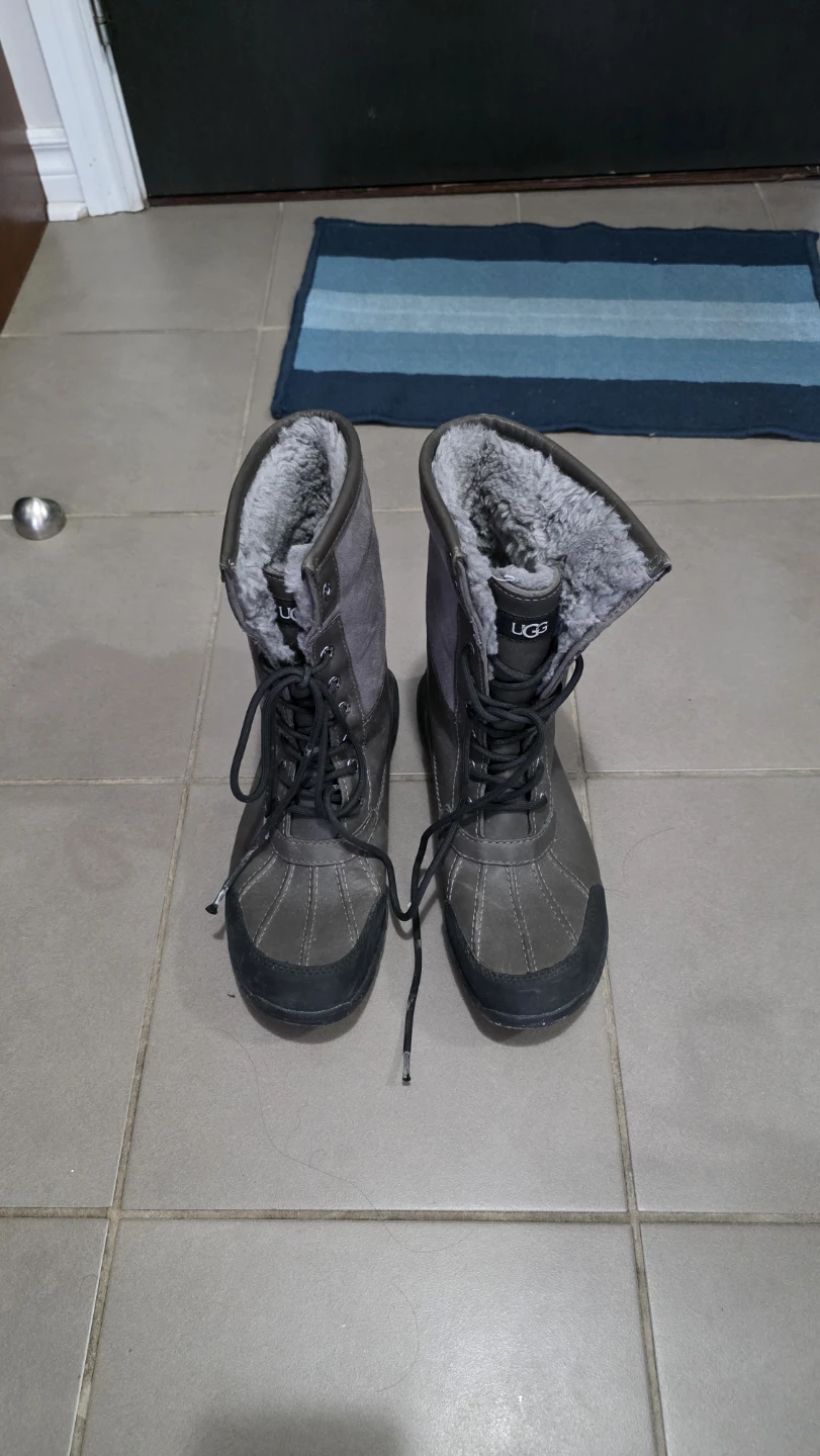 UGG Snow Boots - Men's