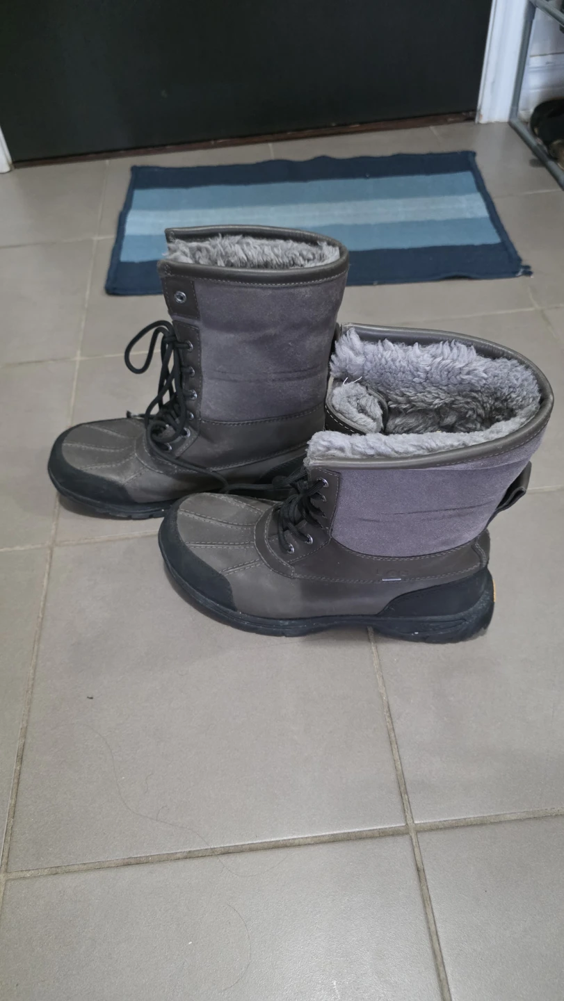UGG Snow Boots - Men's - photo 2