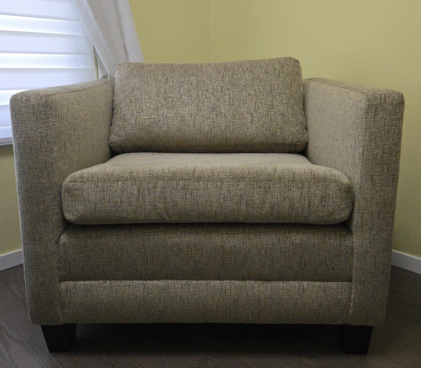 Textured Oversized Armchair - photo 2