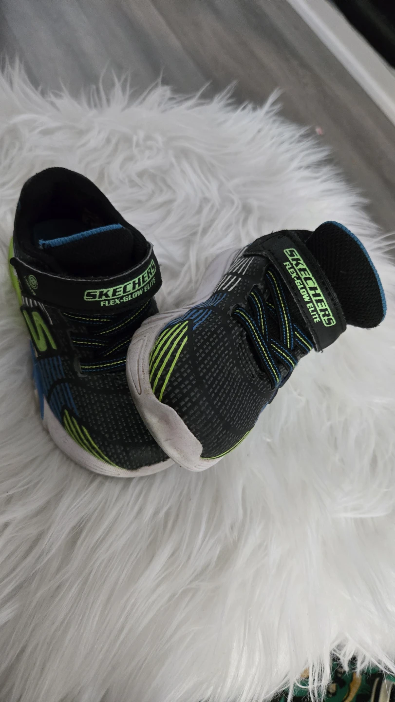 Skechers Toddler Lights Sneakers-US size 9 - photo 2