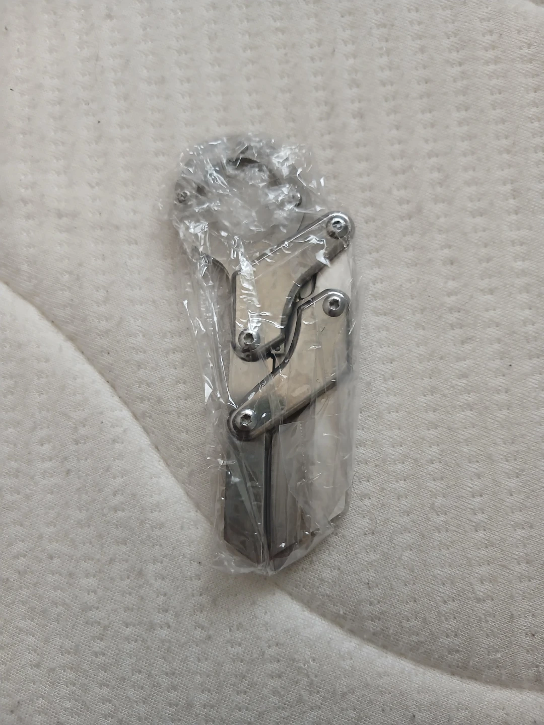 Stainless Steel Folding Pocket Knife W/ Sheath - photo 3
