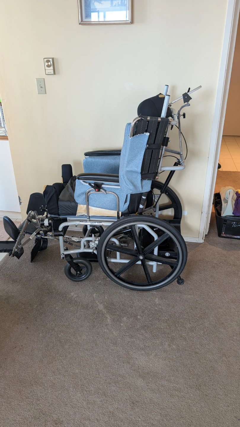Wheelchair - photo 2