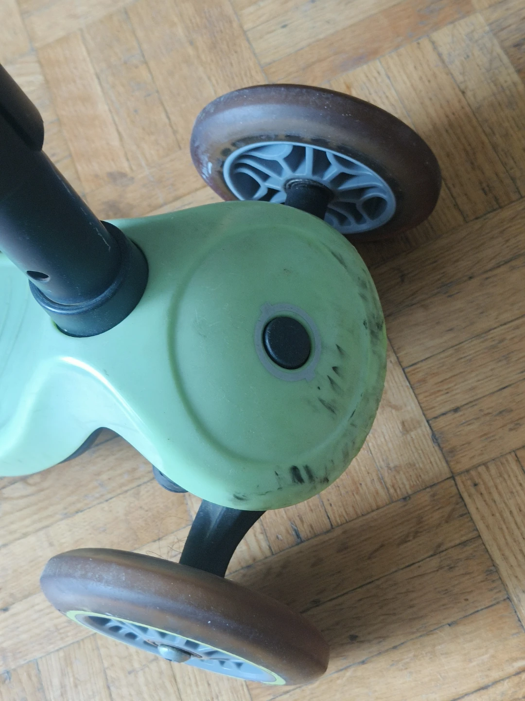 Globber Green 3-Wheel Scooter - photo 5