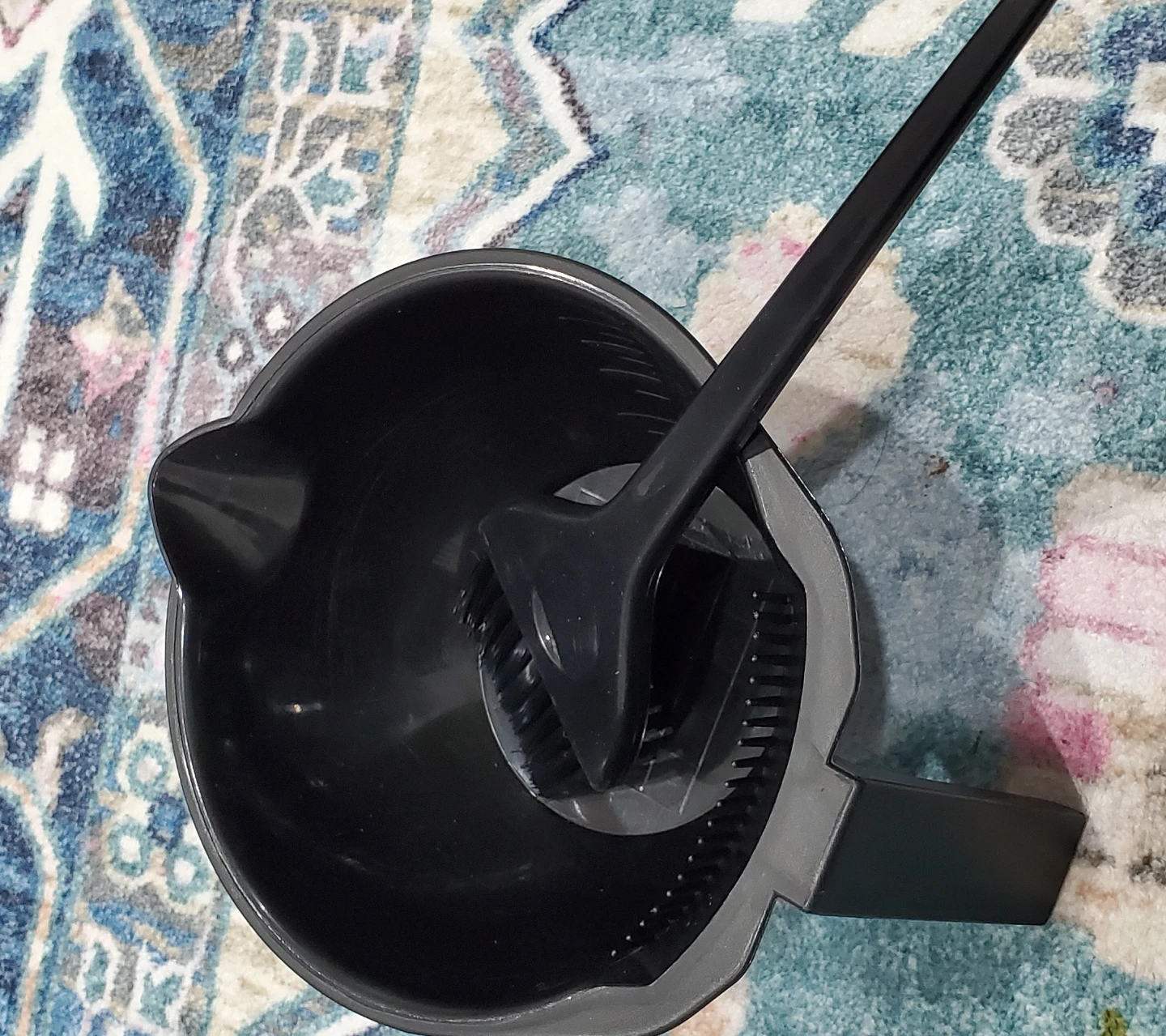 Color application bowl