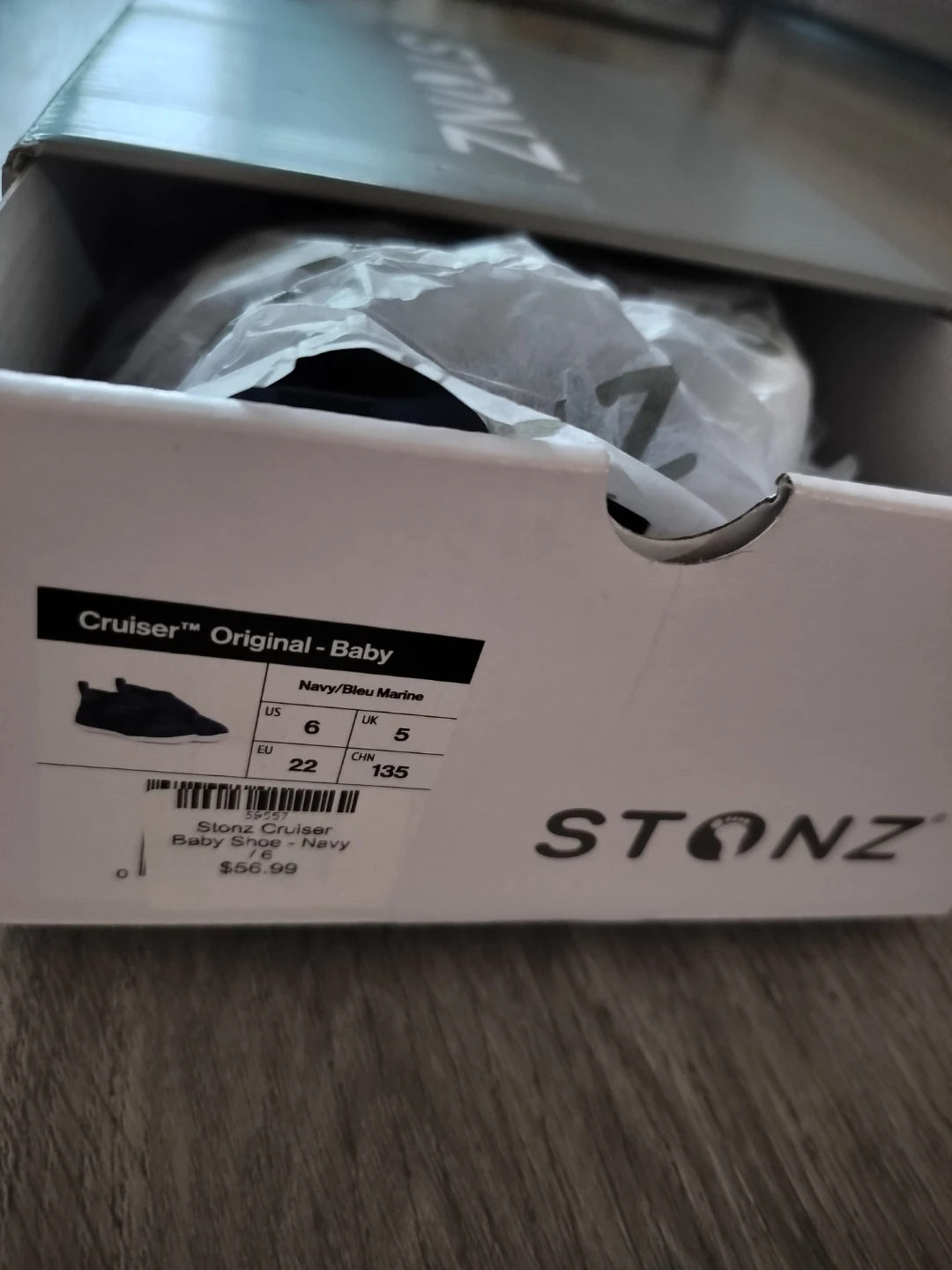 New Stonz baby shoes - size 6 - photo 4